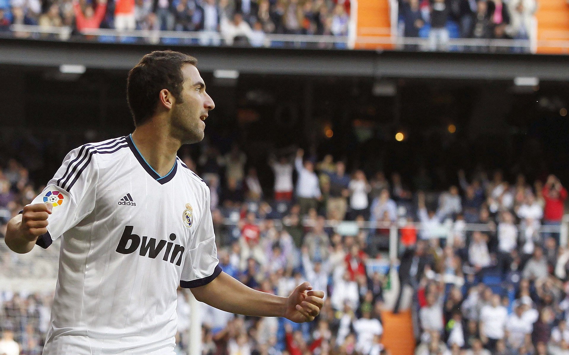 梅西连续十五场比赛得分超过赛况扑朔迷离，MAD挑战极限！