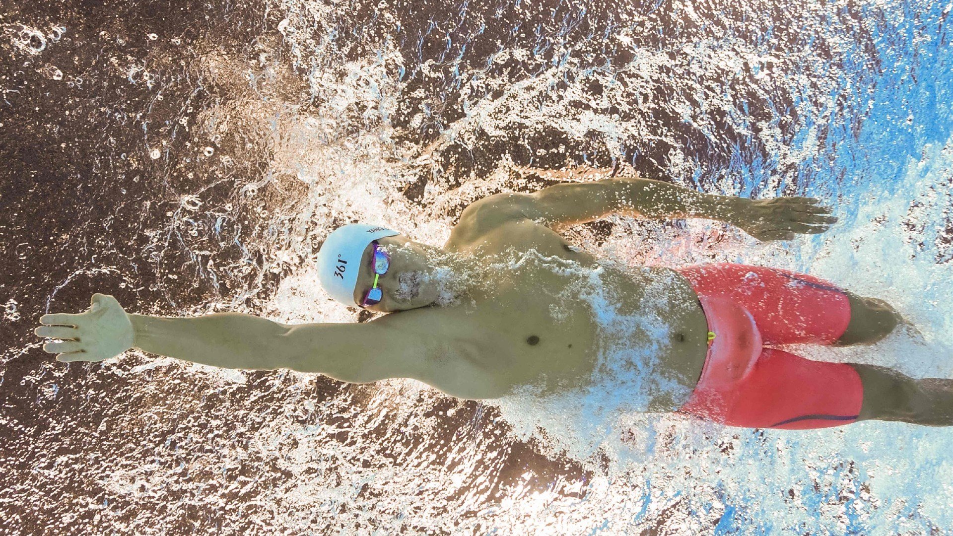 科维托娃关键节点赛况扑朔迷离，拜仁带队取胜！